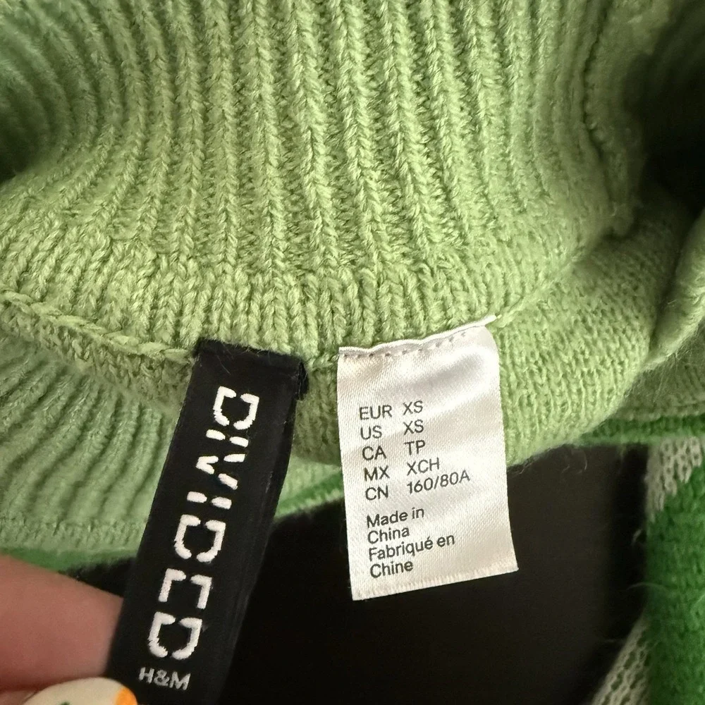 DIVIDED H&M Sweater Women Sz XS Green White Butterfly Cropped Boxy Knit Pullover
